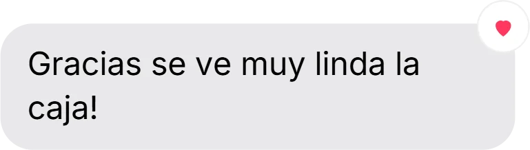 Mensaje con un corazón de iMessage: «Gracias se ve muy linda la caja!»